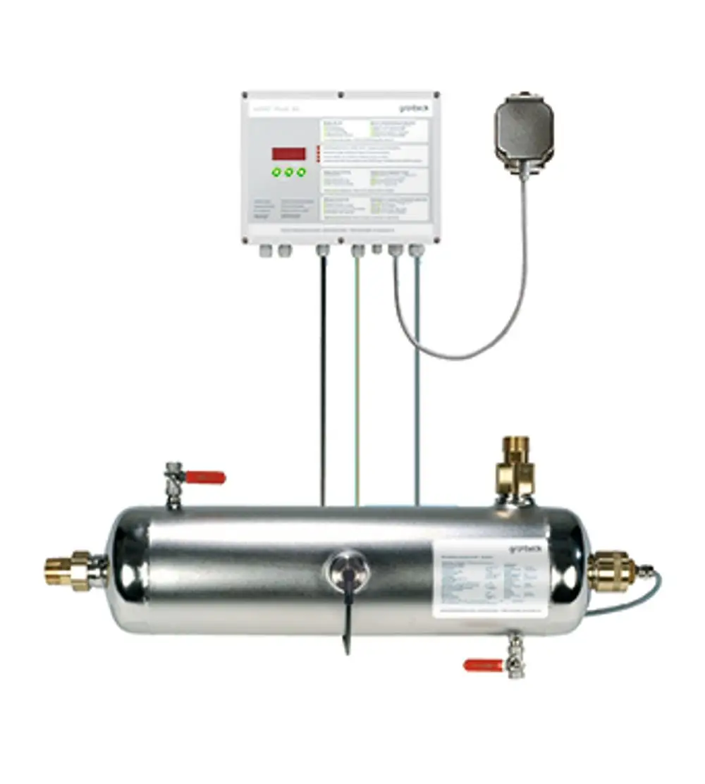 Desinfektionsanlage mit Edelstahlgehäuse, mehreren Anschlüssen und Steuerungseinheit, gefertigt von Grünbeck zur Wasserdesinfektion.